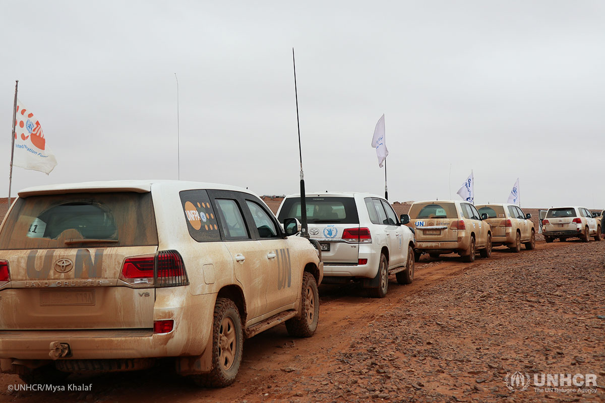 Aid convoy reaches Syrians living in desperate conditions in Rukban.